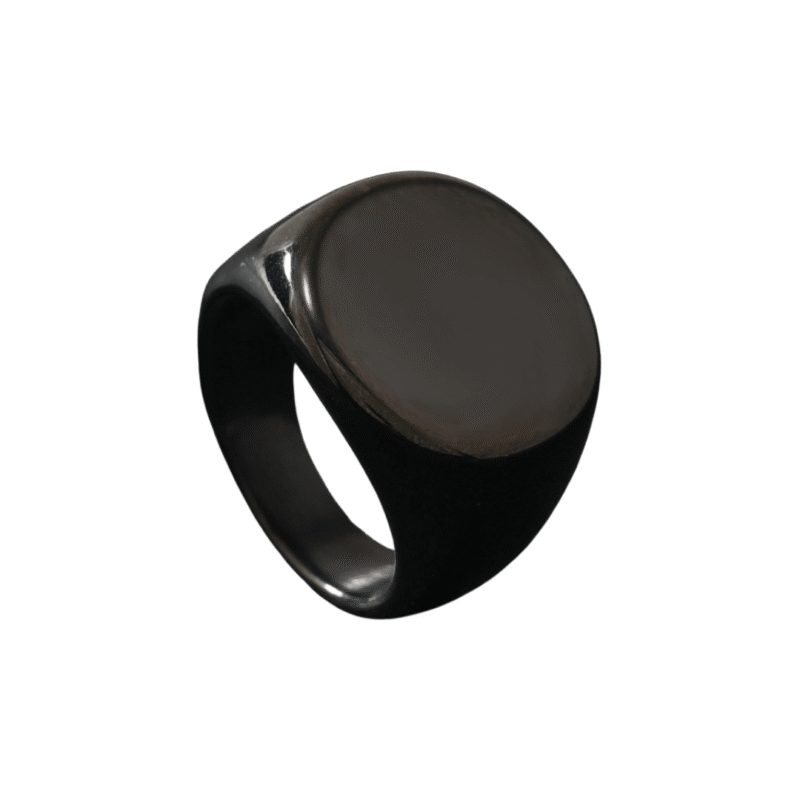 Anillo de Sello Oval – Negro — joya personalizable con grabado láser | Kinti Joyería
