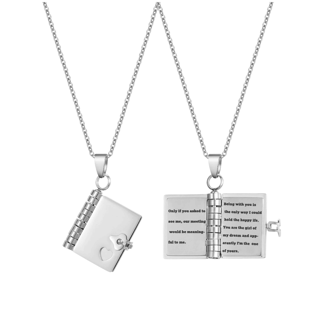 Collar Libro Mensaje – Plateado — joya personalizable con grabado láser | Kinti Joyería