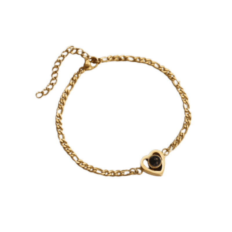 Pulsera Proyección Corazón – Dorada — joya personalizable con grabado láser | Kinti Joyería